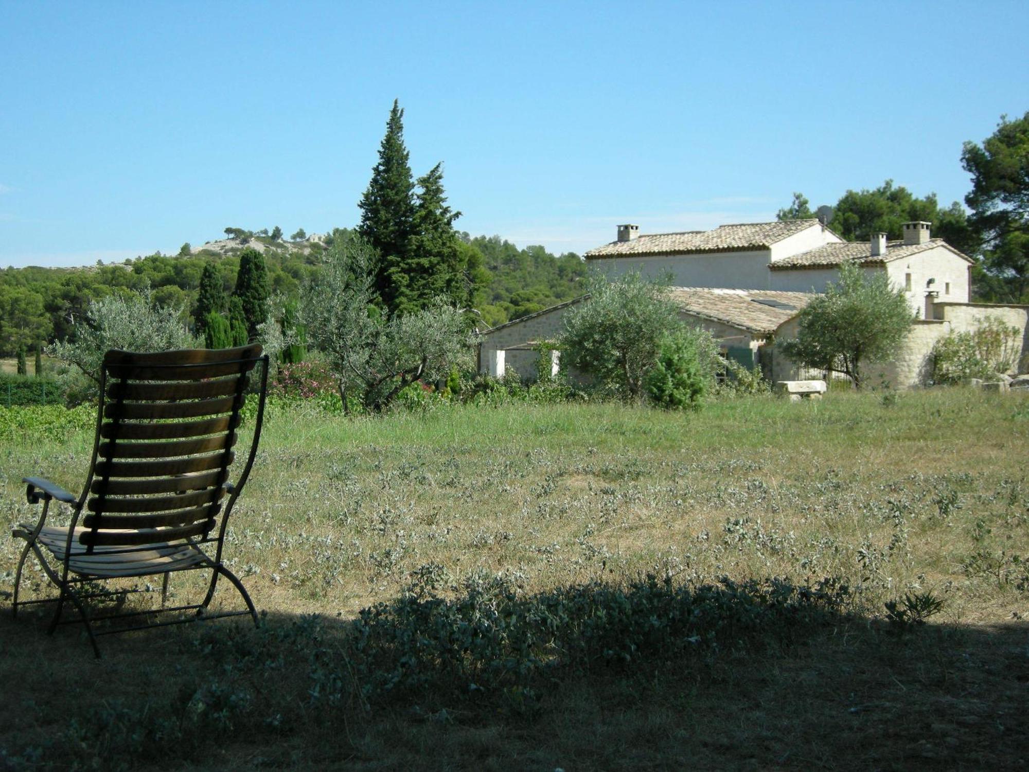 Bed and Breakfast Le Mazet De La Dame Barbentane Esterno foto